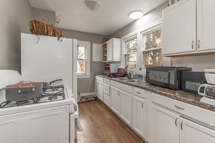 2827 Knight, ROCKFORD, Illinois 61101, 3 Bedrooms Bedrooms, ,2 BathroomsBathrooms,House,For Sale,Knight,202601835