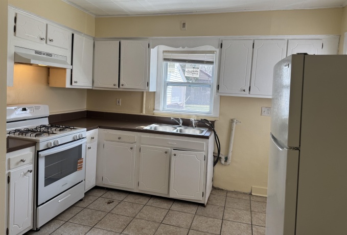 2824 School, ROCKFORD, Illinois 61101, 2 Bedrooms Bedrooms, ,1 BathroomBathrooms,House,For Sale,School,202601836