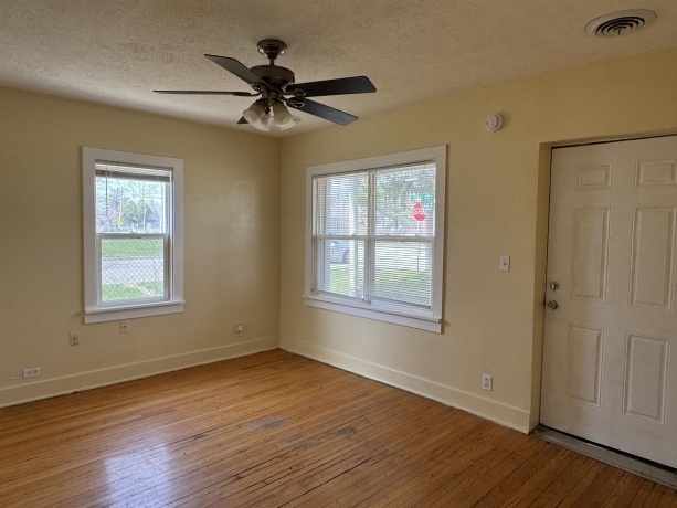 2824 School, ROCKFORD, Illinois 61101, 2 Bedrooms Bedrooms, ,1 BathroomBathrooms,House,For Sale,School,202601836