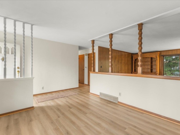 507 goodling, WINNEBAGO, Illinois 61088, 3 Bedrooms Bedrooms, ,2 BathroomsBathrooms,House,For Sale,goodling,202601837