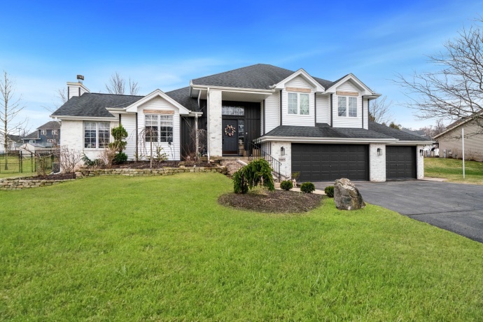 6667 Rolling Hedge, ROCKFORD, Illinois 61108, 3 Bedrooms Bedrooms, ,2 BathroomsBathrooms,House,For Sale,Rolling Hedge,202601838