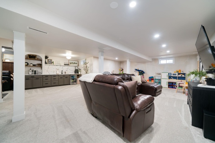 6667 Rolling Hedge, ROCKFORD, Illinois 61108, 3 Bedrooms Bedrooms, ,2 BathroomsBathrooms,House,For Sale,Rolling Hedge,202601838