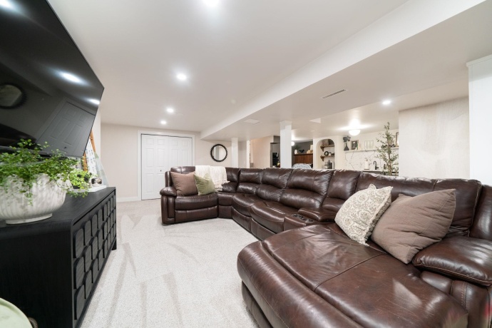 6667 Rolling Hedge, ROCKFORD, Illinois 61108, 3 Bedrooms Bedrooms, ,2 BathroomsBathrooms,House,For Sale,Rolling Hedge,202601838