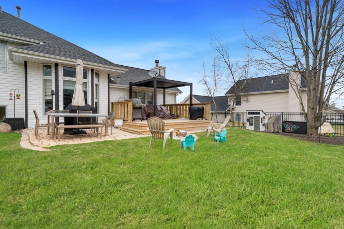 6667 Rolling Hedge, ROCKFORD, Illinois 61108, 3 Bedrooms Bedrooms, ,2 BathroomsBathrooms,House,For Sale,Rolling Hedge,202601838