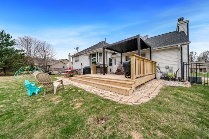 6667 Rolling Hedge, ROCKFORD, Illinois 61108, 3 Bedrooms Bedrooms, ,2 BathroomsBathrooms,House,For Sale,Rolling Hedge,202601838