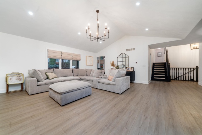 6667 Rolling Hedge, ROCKFORD, Illinois 61108, 3 Bedrooms Bedrooms, ,2 BathroomsBathrooms,House,For Sale,Rolling Hedge,202601838