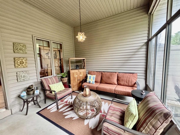 11370 Lindbergh, POPLAR GROVE, Illinois 61065, 2 Bedrooms Bedrooms, ,3 BathroomsBathrooms,Condominium,For Sale,Lindbergh,202601839