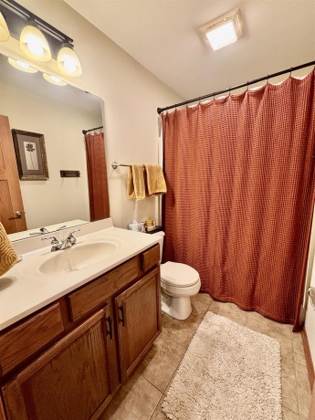 11370 Lindbergh, POPLAR GROVE, Illinois 61065, 2 Bedrooms Bedrooms, ,3 BathroomsBathrooms,Condominium,For Sale,Lindbergh,202601839