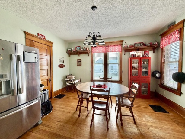 31 3rd, SAVANNA, Illinois 61074, 3 Bedrooms Bedrooms, ,2 BathroomsBathrooms,House,For Sale,3rd,202601841