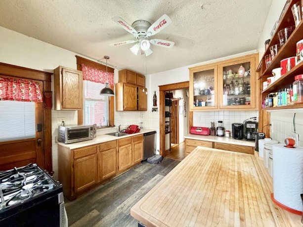 31 3rd, SAVANNA, Illinois 61074, 3 Bedrooms Bedrooms, ,2 BathroomsBathrooms,House,For Sale,3rd,202601841