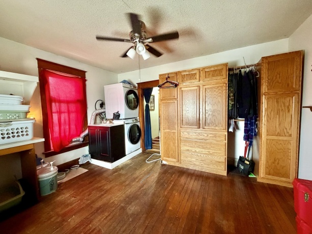 31 3rd, SAVANNA, Illinois 61074, 3 Bedrooms Bedrooms, ,2 BathroomsBathrooms,House,For Sale,3rd,202601841