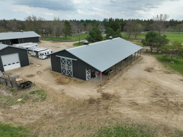 8206 Bull Valley, Bull Valley, Illinois 60098, 3 Bedrooms Bedrooms, ,1 BathroomBathrooms,Farm,For Sale,Bull Valley,202601842