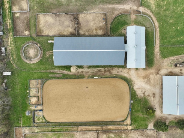 8206 Bull Valley, Bull Valley, Illinois 60098, 3 Bedrooms Bedrooms, ,1 BathroomBathrooms,Farm,For Sale,Bull Valley,202601842