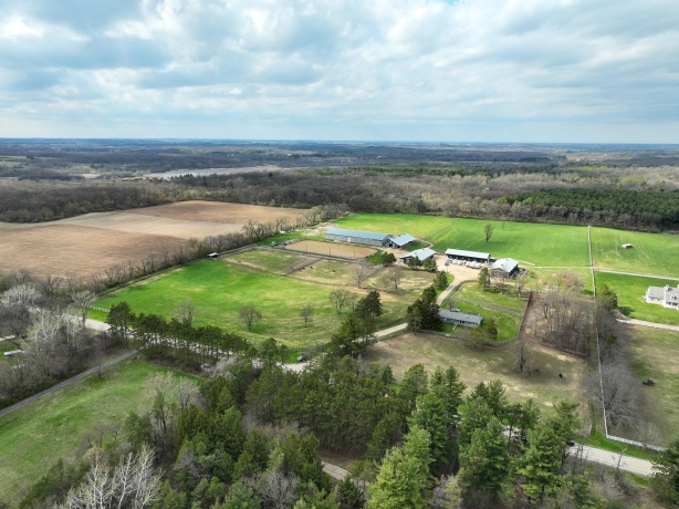 8206 Bull Valley, Bull Valley, Illinois 60098, 3 Bedrooms Bedrooms, ,1 BathroomBathrooms,Farm,For Sale,Bull Valley,202601842