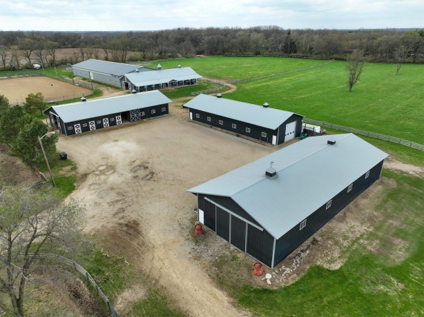 8206 Bull Valley, Bull Valley, Illinois 60098, 3 Bedrooms Bedrooms, ,1 BathroomBathrooms,Farm,For Sale,Bull Valley,202601842