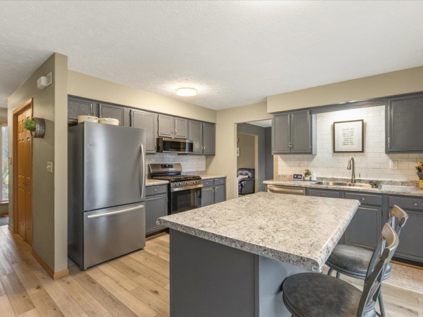 6609 Sawmill, ROSCOE, Illinois 61073, 4 Bedrooms Bedrooms, ,2 BathroomsBathrooms,House,For Sale,Sawmill,202601843