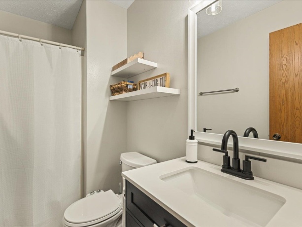 6609 Sawmill, ROSCOE, Illinois 61073, 4 Bedrooms Bedrooms, ,2 BathroomsBathrooms,House,For Sale,Sawmill,202601843