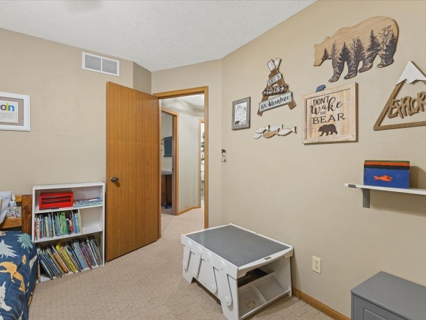 6609 Sawmill, ROSCOE, Illinois 61073, 4 Bedrooms Bedrooms, ,2 BathroomsBathrooms,House,For Sale,Sawmill,202601843