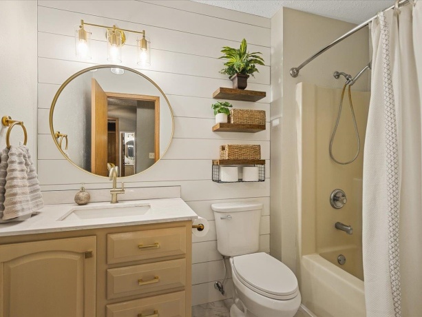 6609 Sawmill, ROSCOE, Illinois 61073, 4 Bedrooms Bedrooms, ,2 BathroomsBathrooms,House,For Sale,Sawmill,202601843