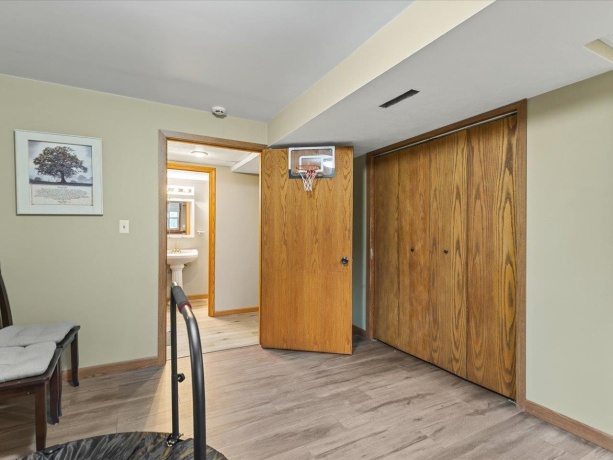 6609 Sawmill, ROSCOE, Illinois 61073, 4 Bedrooms Bedrooms, ,2 BathroomsBathrooms,House,For Sale,Sawmill,202601843