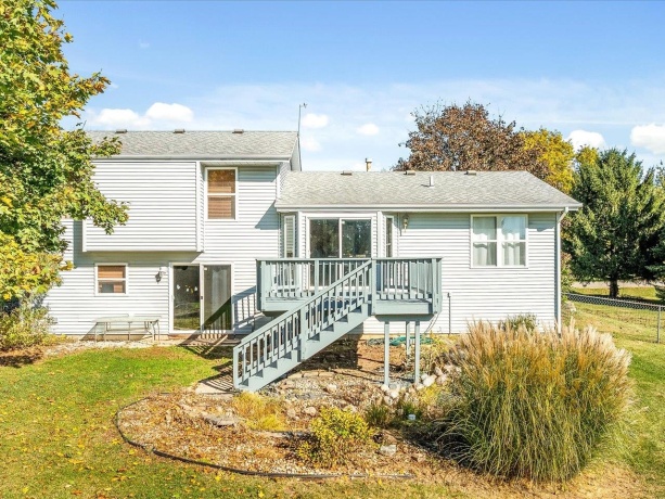 6609 Sawmill, ROSCOE, Illinois 61073, 4 Bedrooms Bedrooms, ,2 BathroomsBathrooms,House,For Sale,Sawmill,202601843