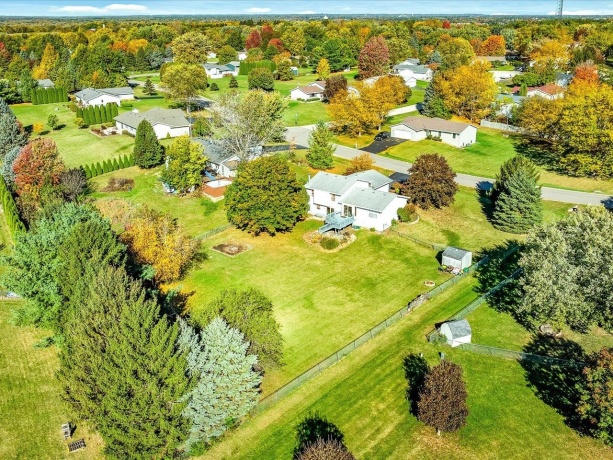 6609 Sawmill, ROSCOE, Illinois 61073, 4 Bedrooms Bedrooms, ,2 BathroomsBathrooms,House,For Sale,Sawmill,202601843