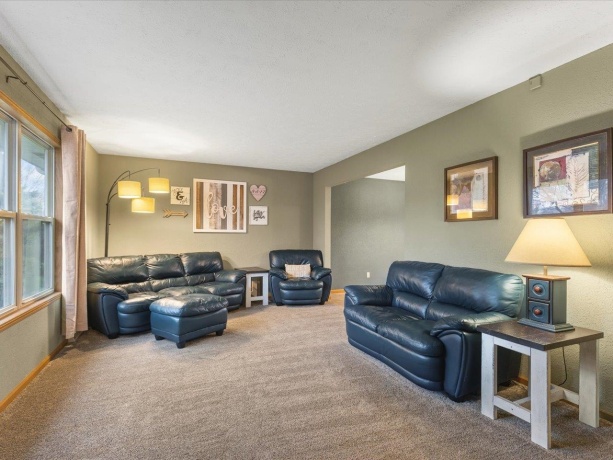 6609 Sawmill, ROSCOE, Illinois 61073, 4 Bedrooms Bedrooms, ,2 BathroomsBathrooms,House,For Sale,Sawmill,202601843