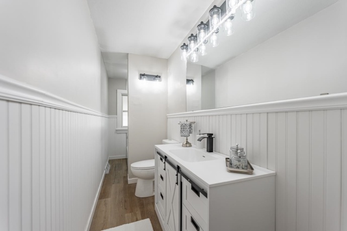 711 Renrose, LOVES PARK, Illinois 61111, 3 Bedrooms Bedrooms, ,1 BathroomBathrooms,House,For Sale,Renrose,202601844