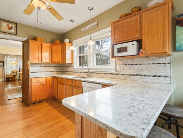 302 Rockford, ROCKFORD, Illinois 61107, 4 Bedrooms Bedrooms, ,2 BathroomsBathrooms,House,For Sale,Rockford,202601845