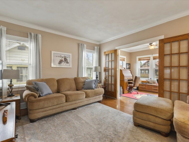 302 Rockford, ROCKFORD, Illinois 61107, 4 Bedrooms Bedrooms, ,2 BathroomsBathrooms,House,For Sale,Rockford,202601845