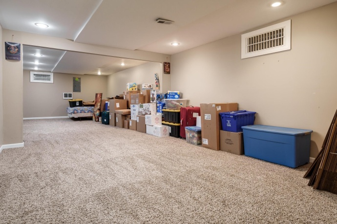 6571 Chartwell, ROCKFORD, Illinois 61107, 4 Bedrooms Bedrooms, ,2 BathroomsBathrooms,House,For Sale,Chartwell,202601846