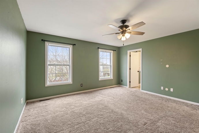 918 JULIEN, BELVIDERE, Illinois 61008, 3 Bedrooms Bedrooms, ,2 BathroomsBathrooms,House,For Sale,JULIEN,202601848