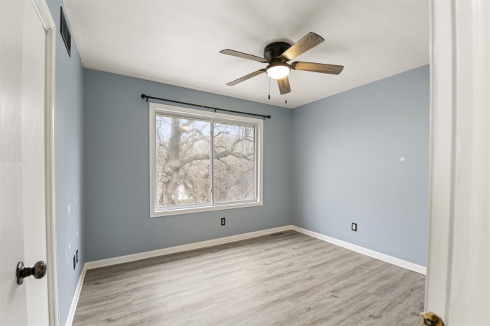 918 JULIEN, BELVIDERE, Illinois 61008, 3 Bedrooms Bedrooms, ,2 BathroomsBathrooms,House,For Sale,JULIEN,202601848