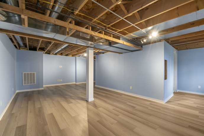 918 JULIEN, BELVIDERE, Illinois 61008, 3 Bedrooms Bedrooms, ,2 BathroomsBathrooms,House,For Sale,JULIEN,202601848