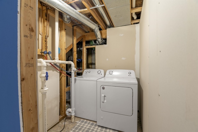 918 JULIEN, BELVIDERE, Illinois 61008, 3 Bedrooms Bedrooms, ,2 BathroomsBathrooms,House,For Sale,JULIEN,202601848