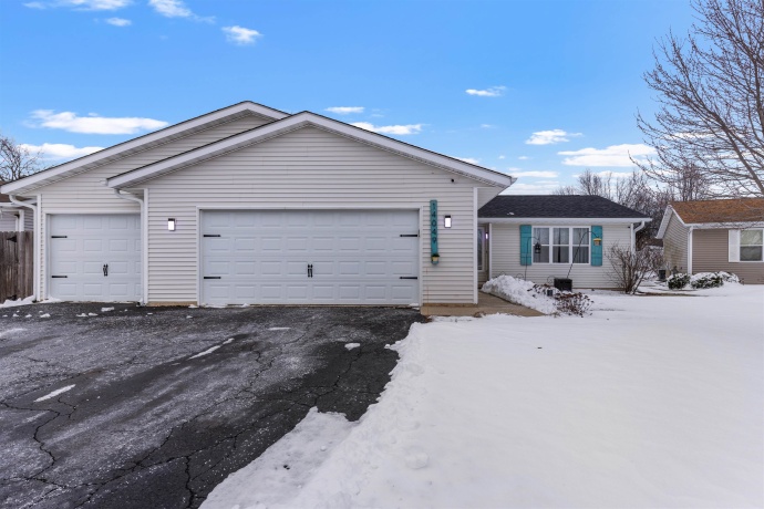 14049 HANNA, SOUTH BELOIT, Illinois 61080, 3 Bedrooms Bedrooms, ,3 BathroomsBathrooms,House,For Sale,HANNA,202601491