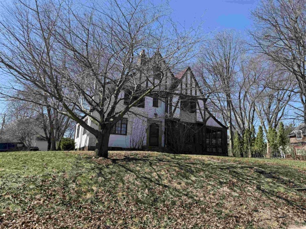 618 Harvey, FREEPORT, Illinois 61032, 3 Bedrooms Bedrooms, ,2 BathroomsBathrooms,House,For Sale,Harvey,202601820