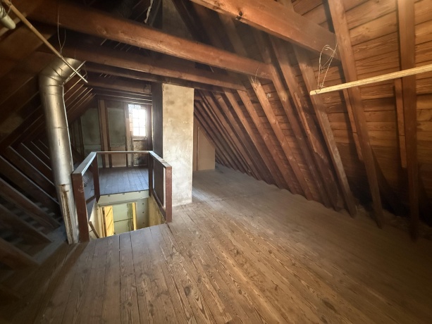 618 Harvey, FREEPORT, Illinois 61032, 3 Bedrooms Bedrooms, ,2 BathroomsBathrooms,House,For Sale,Harvey,202601820