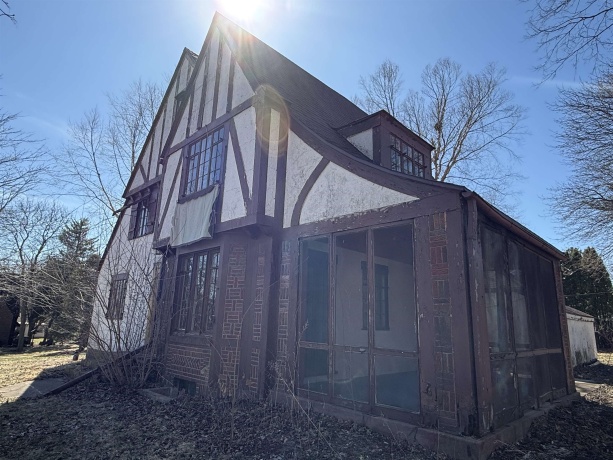 618 Harvey, FREEPORT, Illinois 61032, 3 Bedrooms Bedrooms, ,2 BathroomsBathrooms,House,For Sale,Harvey,202601820