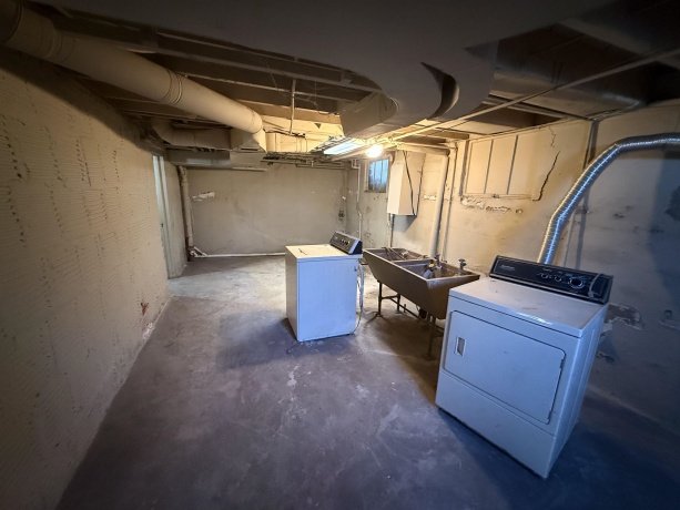 618 Harvey, FREEPORT, Illinois 61032, 3 Bedrooms Bedrooms, ,2 BathroomsBathrooms,House,For Sale,Harvey,202601820