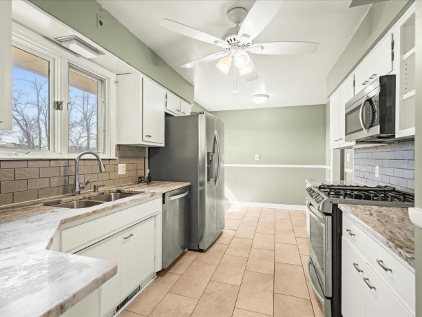 2515 Mandrake, ROCKFORD, Illinois 61108, 3 Bedrooms Bedrooms, ,2 BathroomsBathrooms,House,For Sale,Mandrake,202601851