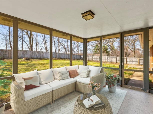 2515 Mandrake, ROCKFORD, Illinois 61108, 3 Bedrooms Bedrooms, ,2 BathroomsBathrooms,House,For Sale,Mandrake,202601851