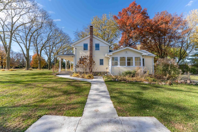 9709 Cunningham, WINNEBAGO, Illinois 61088, 3 Bedrooms Bedrooms, ,1 BathroomBathrooms,House,For Sale,Cunningham,202601852