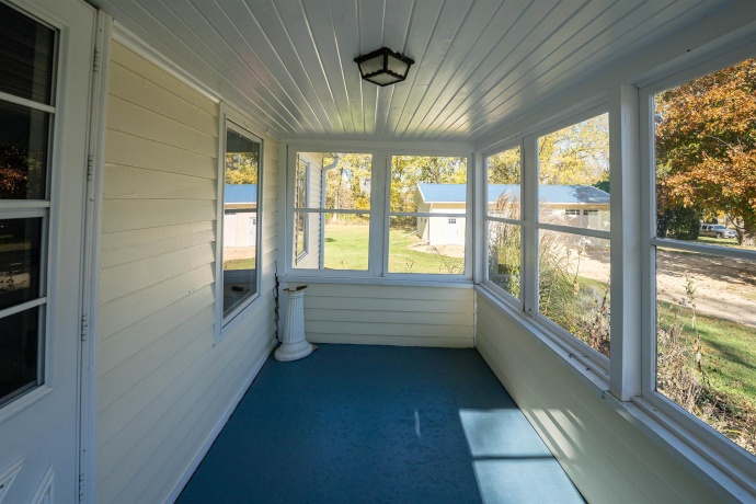 9709 Cunningham, WINNEBAGO, Illinois 61088, 3 Bedrooms Bedrooms, ,1 BathroomBathrooms,House,For Sale,Cunningham,202601852