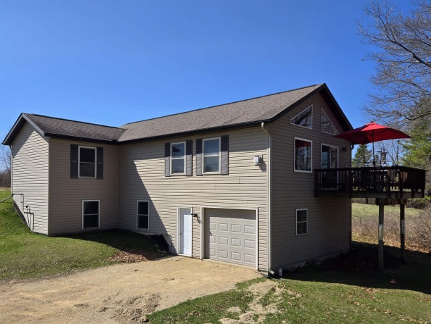 3A199 General Jackson, APPLE RIVER, Illinois 61001, 4 Bedrooms Bedrooms, ,3 BathroomsBathrooms,House,For Sale,General Jackson,202601854