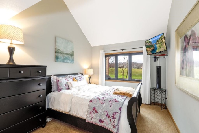 27 Spring Creek, GALENA, Illinois 61036, 2 Bedrooms Bedrooms, ,2 BathroomsBathrooms,Condominium,For Sale,Spring Creek,202601856