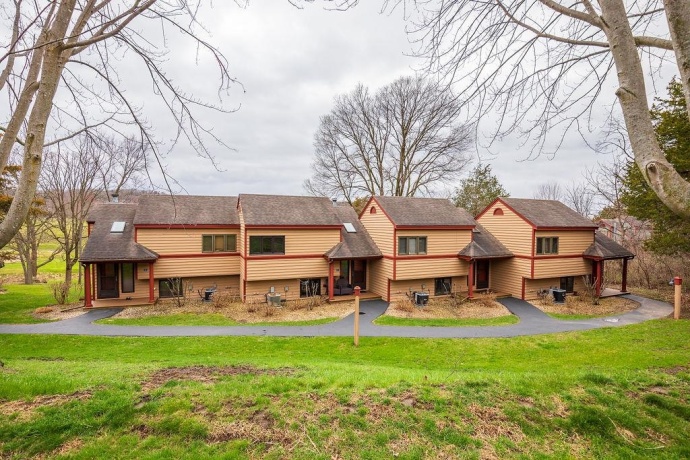 27 Spring Creek, GALENA, Illinois 61036, 2 Bedrooms Bedrooms, ,2 BathroomsBathrooms,Condominium,For Sale,Spring Creek,202601856