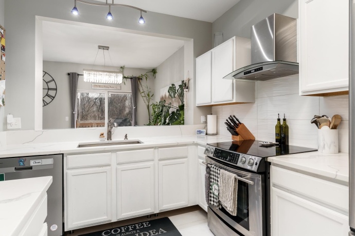 6307 Commonwealth, LOVES PARK, Illinois 61111, 2 Bedrooms Bedrooms, ,2 BathroomsBathrooms,Condominium,For Sale,Commonwealth,202601857