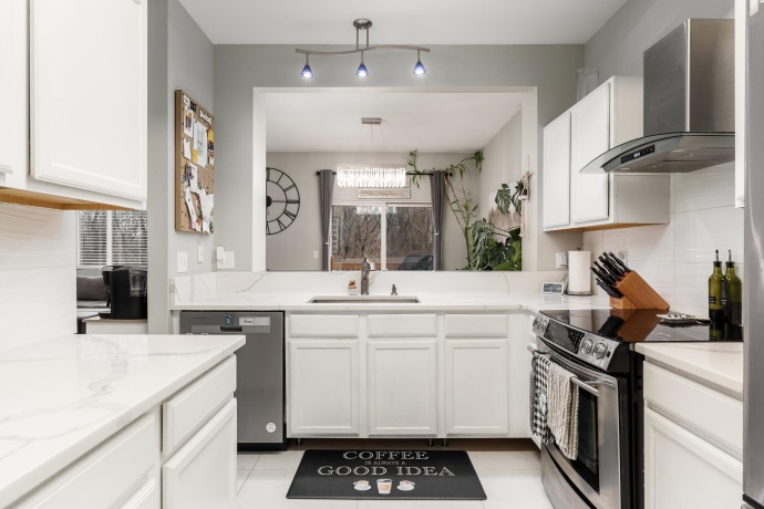 6307 Commonwealth, LOVES PARK, Illinois 61111, 2 Bedrooms Bedrooms, ,2 BathroomsBathrooms,Condominium,For Sale,Commonwealth,202601857