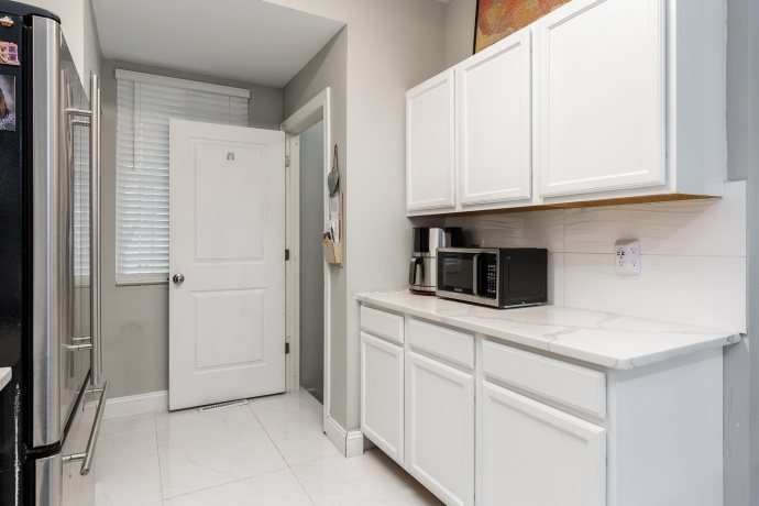 6307 Commonwealth, LOVES PARK, Illinois 61111, 2 Bedrooms Bedrooms, ,2 BathroomsBathrooms,Condominium,For Sale,Commonwealth,202601857